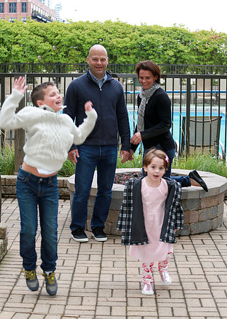 BETSY - KIDS MID-JUMP BLUR-5172