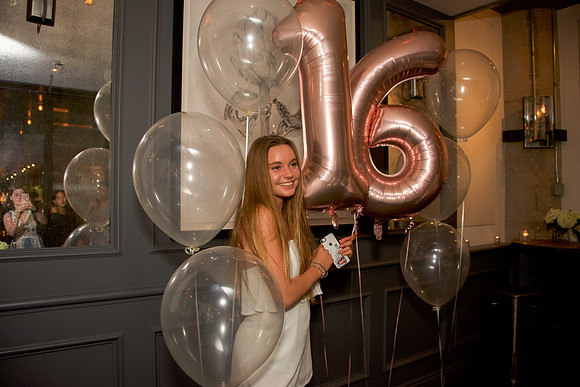 MAURA'S 16TH-7586