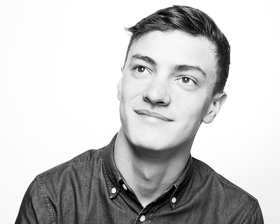 B+W POWERS JOE-0143