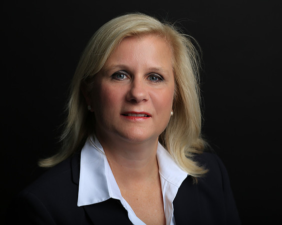 MAUREEN-3188