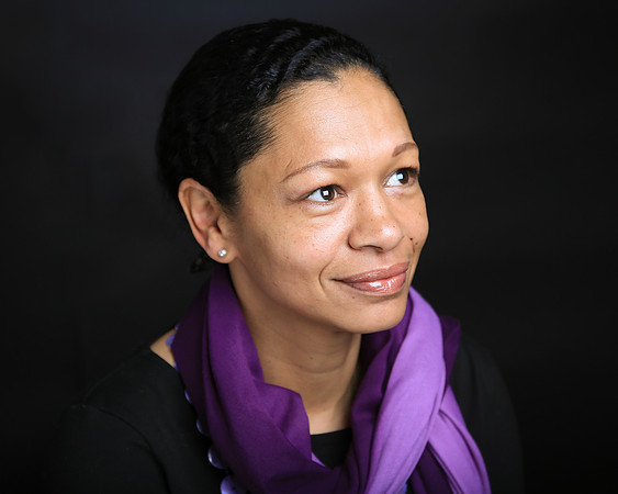 ERINKITOLA, MARIE-9366