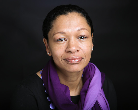 ERINKITOLA, MARIE-9359