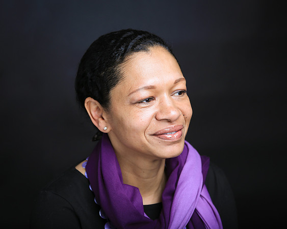 ERINKITOLA, MARIE-9362