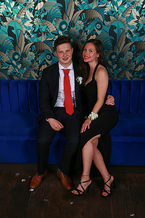 PROM 2019-7974