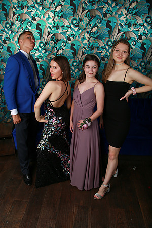 PROM 2019-8941