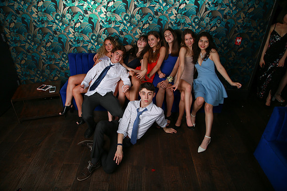 PROM 2019-8812