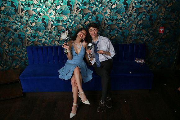 PROM 2019-8896