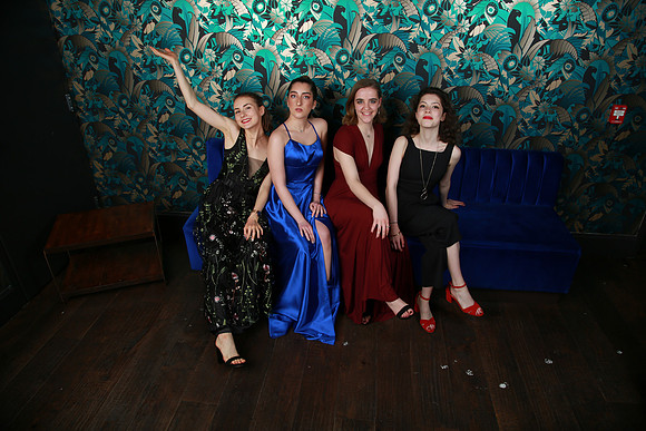 PROM 2019-8023