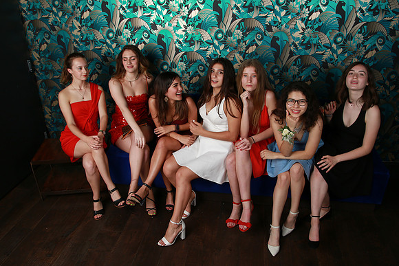 PROM 2019-8613