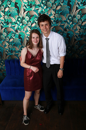 PROM 2019-8463
