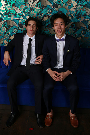 PROM 2019-8427