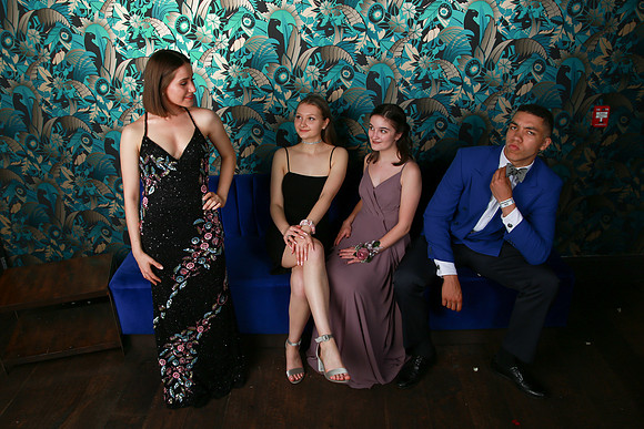 PROM 2019-8908