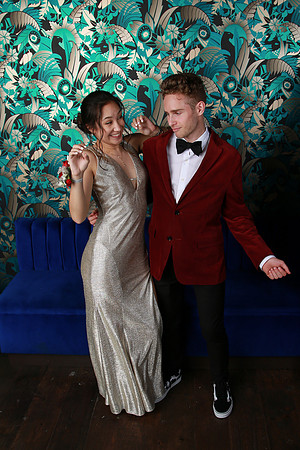 PROM 2019-8253