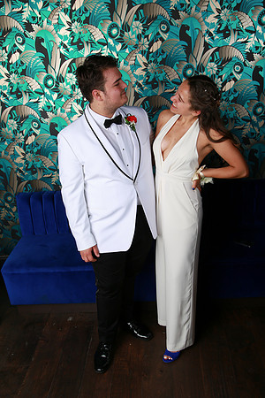 PROM 2019-8317