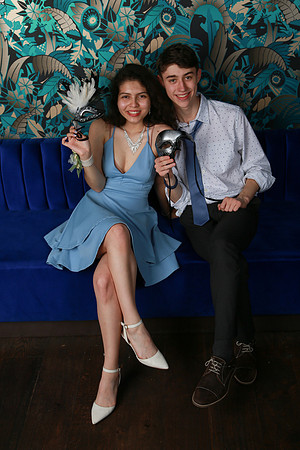 PROM 2019-8897