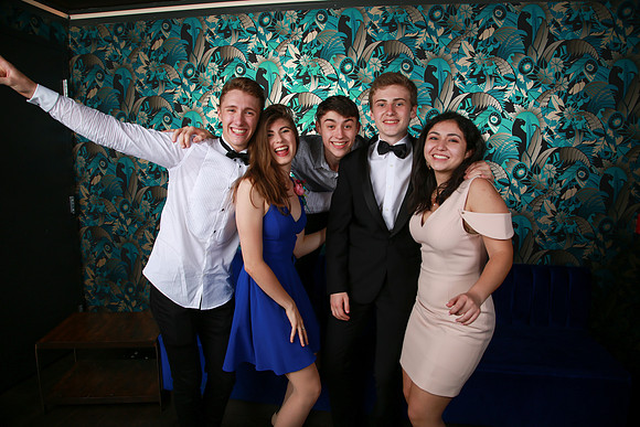 PROM 2019-8766