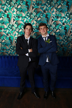 PROM 2019-8553