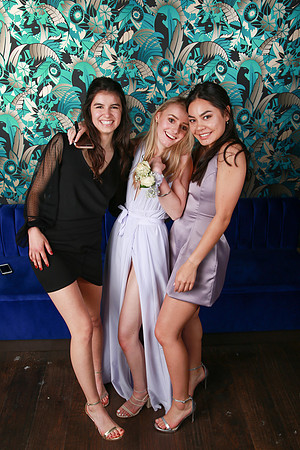 PROM 2019-8136