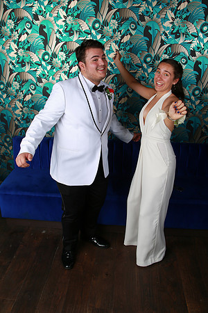 PROM 2019-8321