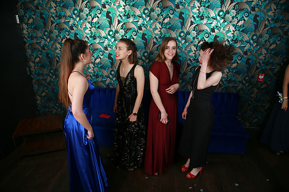 PROM 2019-8006