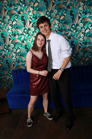 PROM 2019-8475