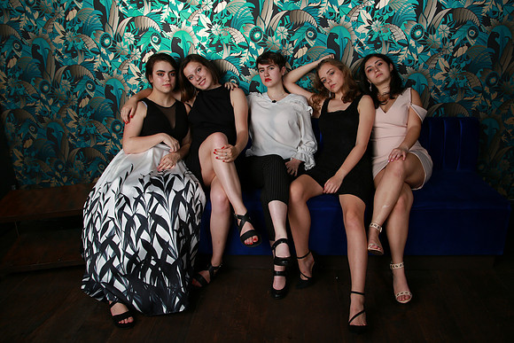 PROM 2019-8579