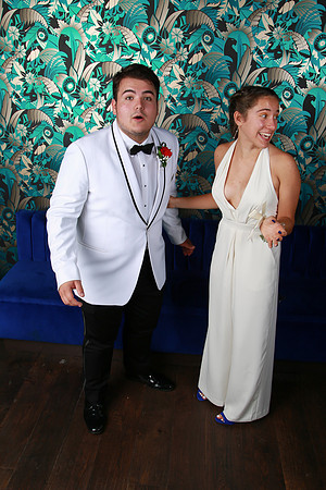 PROM 2019-8323