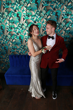 PROM 2019-8257