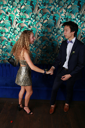 PROM 2019-8392