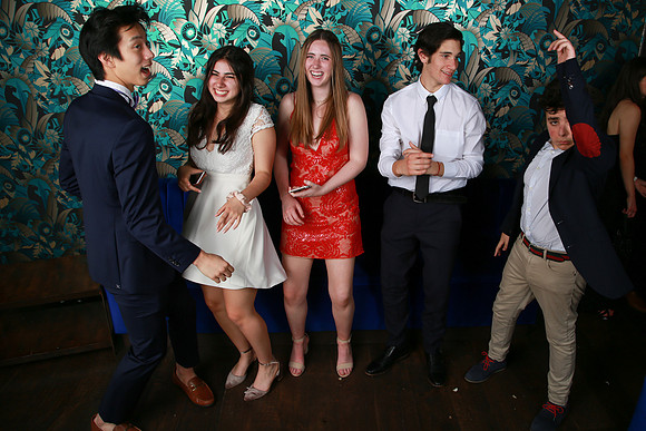 PROM 2019-8994-2