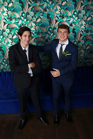 PROM 2019-8556