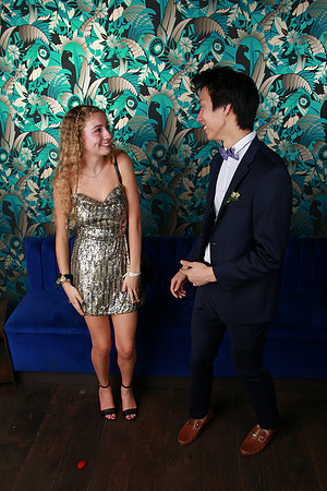 PROM 2019-8386
