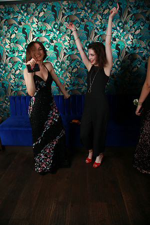PROM 2019-8527