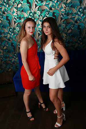 PROM 2019-8638