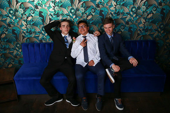 PROM 2019-8489
