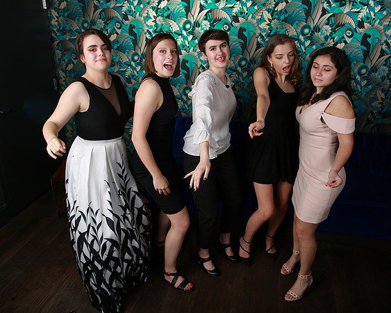 PROM 2019-8561