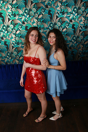 PROM 2019-8671