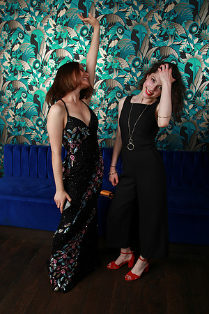 PROM 2019-8534