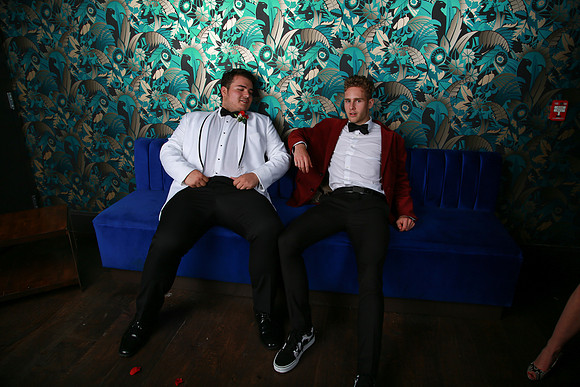PROM 2019-8344