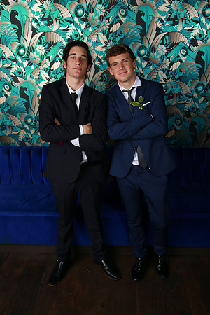 PROM 2019-8552