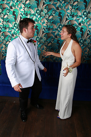 PROM 2019-8322