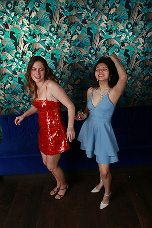 PROM 2019-8674