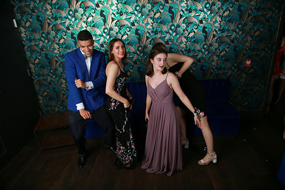 PROM 2019-8944