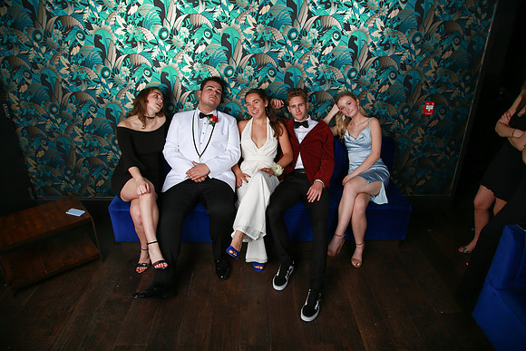 PROM 2019-8302