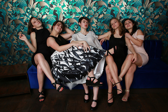 PROM 2019-8583