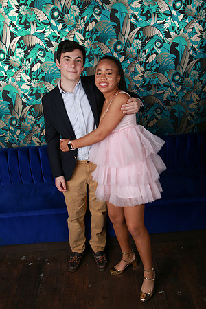 PROM 2019-8093