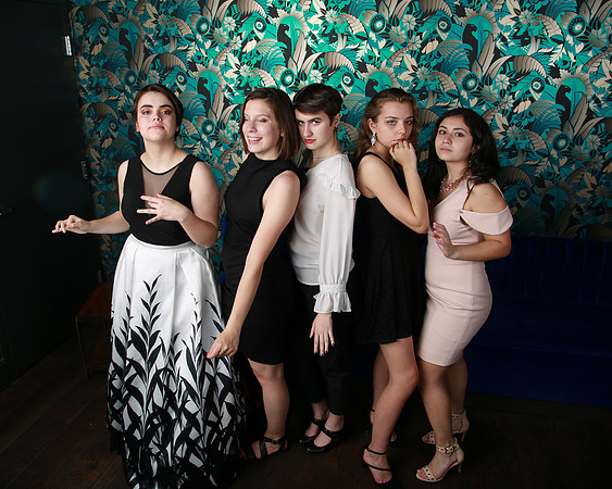 PROM 2019-8571