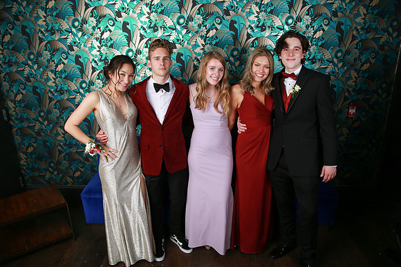 PROM 2019-8223