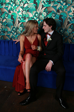 PROM 2019-8273