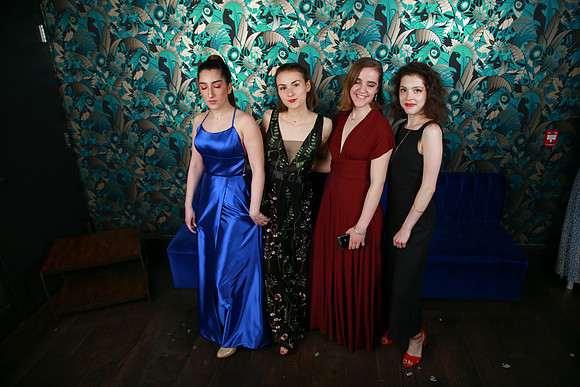 PROM 2019-7999